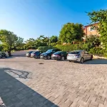 F&R Apartments